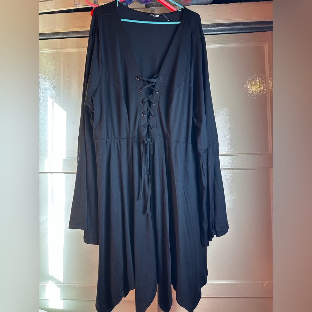 Hot topic black dress brand new size 5